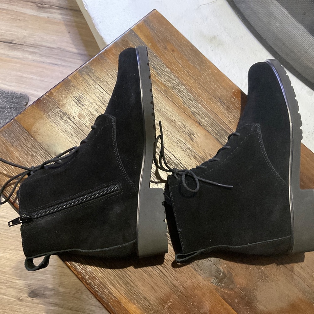 Munro Finley Water Resistant Suede Black size 7M - Picture 5 of 8